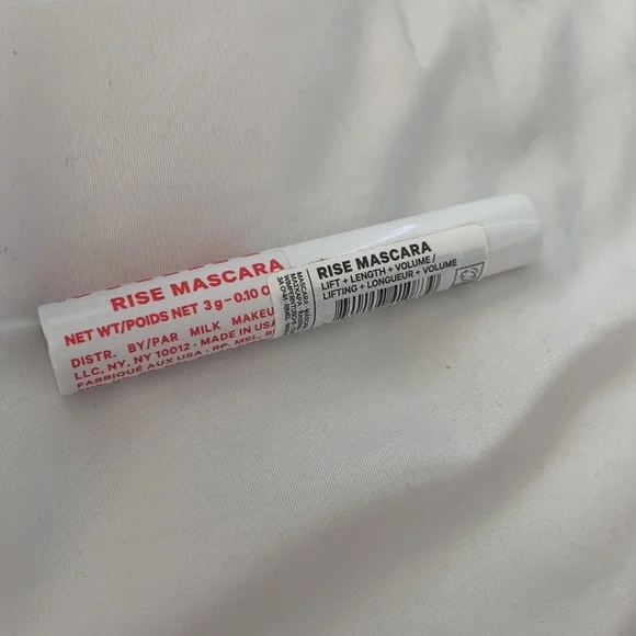 Milk Makeup Rise Mascara - Picture 2 of 3